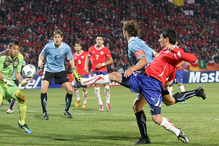 Chile vs Uruguay Eliminatorias Brasil 2014