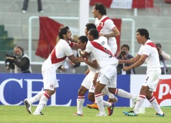 Perú vs Ecuador Eliminatorias brasil 2014